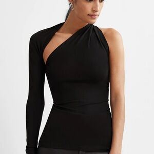 Elegant Black One-Shoulder Women's Top